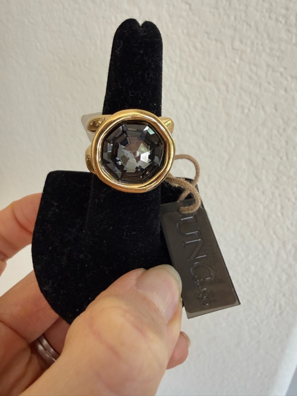 UNO de 50 Gold-Tone Double Band Ring with Smoky Grey Crystal - Size 7 - NWT!